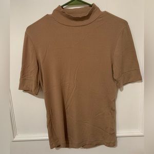 Everlane Short Sleeve Turtleneck Tee